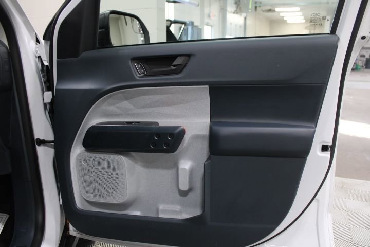 Used 2023 Ford Maverick XLT w/ Equipment Group 300A Standard image 24