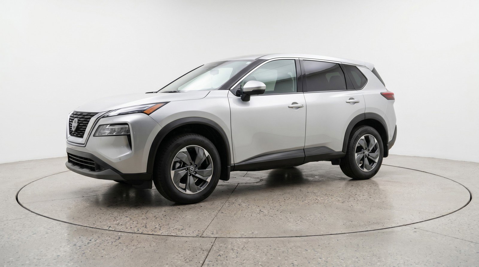 Used 2025 Nissan Rogue SV FWD image 3
