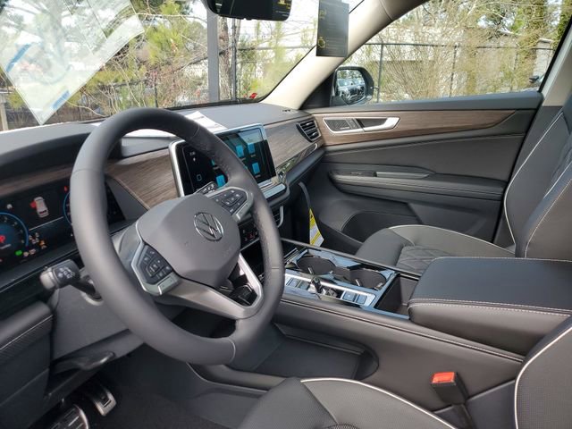 New 2026 Volkswagen Atlas SEL Premium R-Line image 18