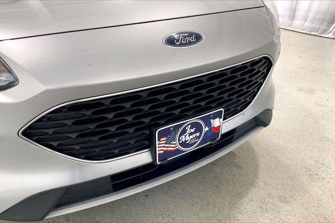 Used 2022 Ford Escape SE AWD/4WD image 7