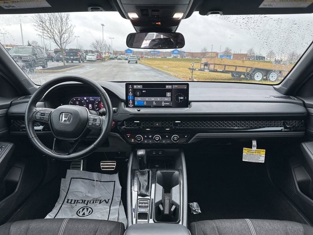 Used 2025 Honda Accord Sport image 18