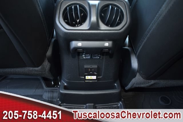 Used 2023 Jeep Wrangler Unlimited Sahara w/ Cold Weather Group AWD/4WD image 27
