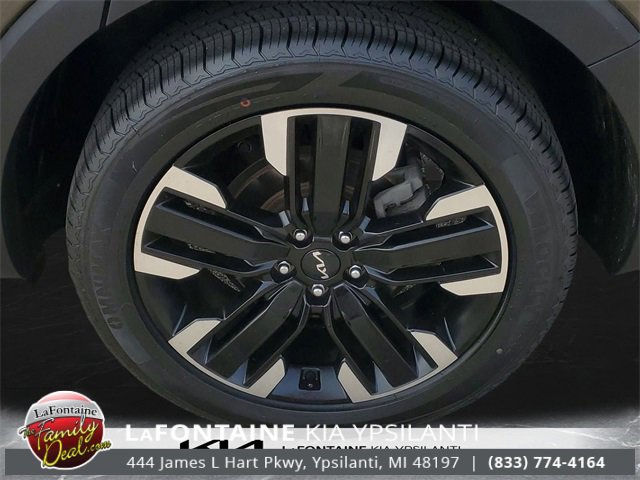 Used 2023 Kia Telluride SX image 8