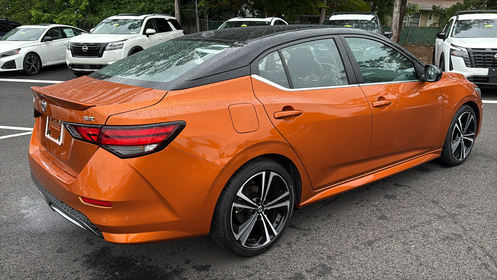 Certified 2021 Nissan Sentra SR FWD image 24