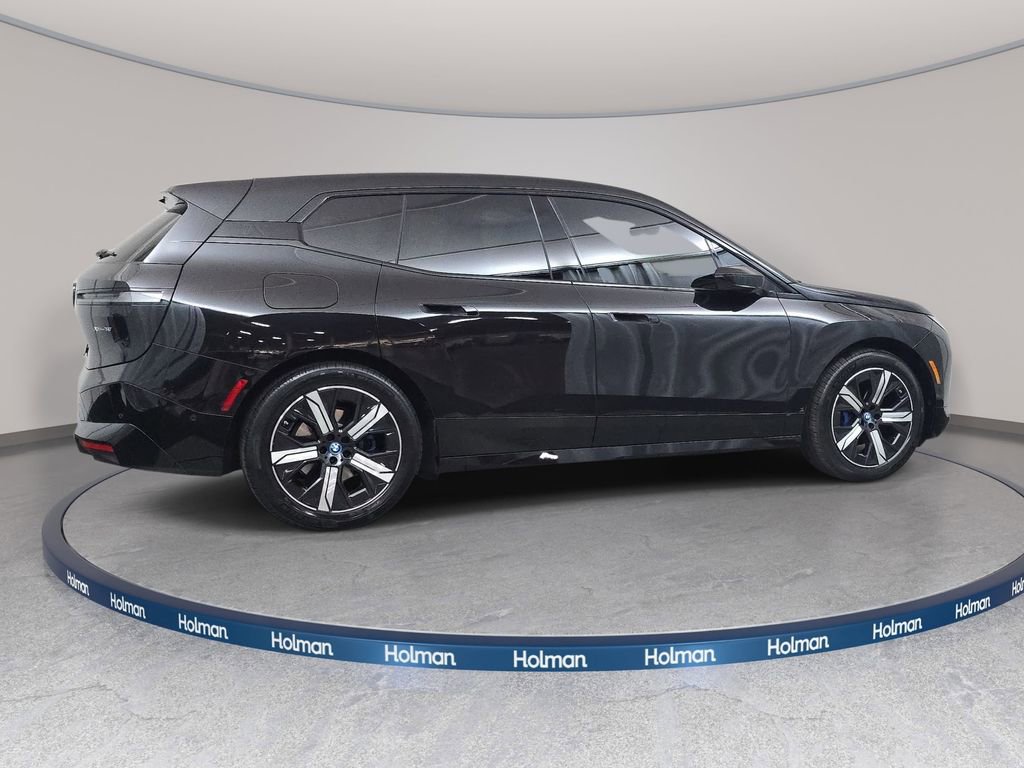 Certified 2023 BMW iX xDrive50 w/ Premium Package image 5
