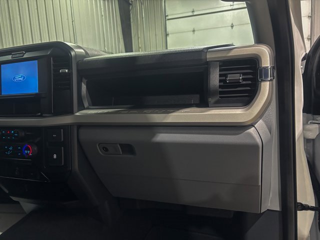 Used 2025 Ford F250 XL w/ STX Appearance Package image 28