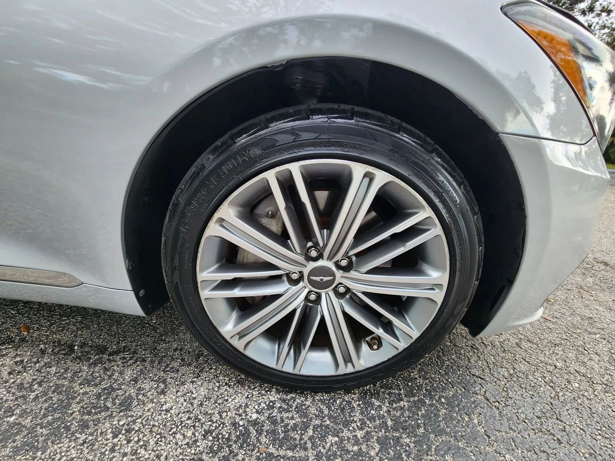 Used 2018 Genesis G80 3.8 RWD image 13