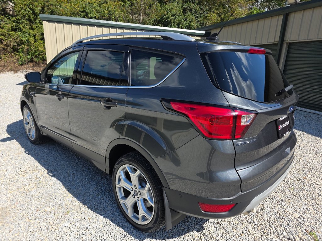 Used 2019 Ford Escape Titanium AWD/4WD image 4