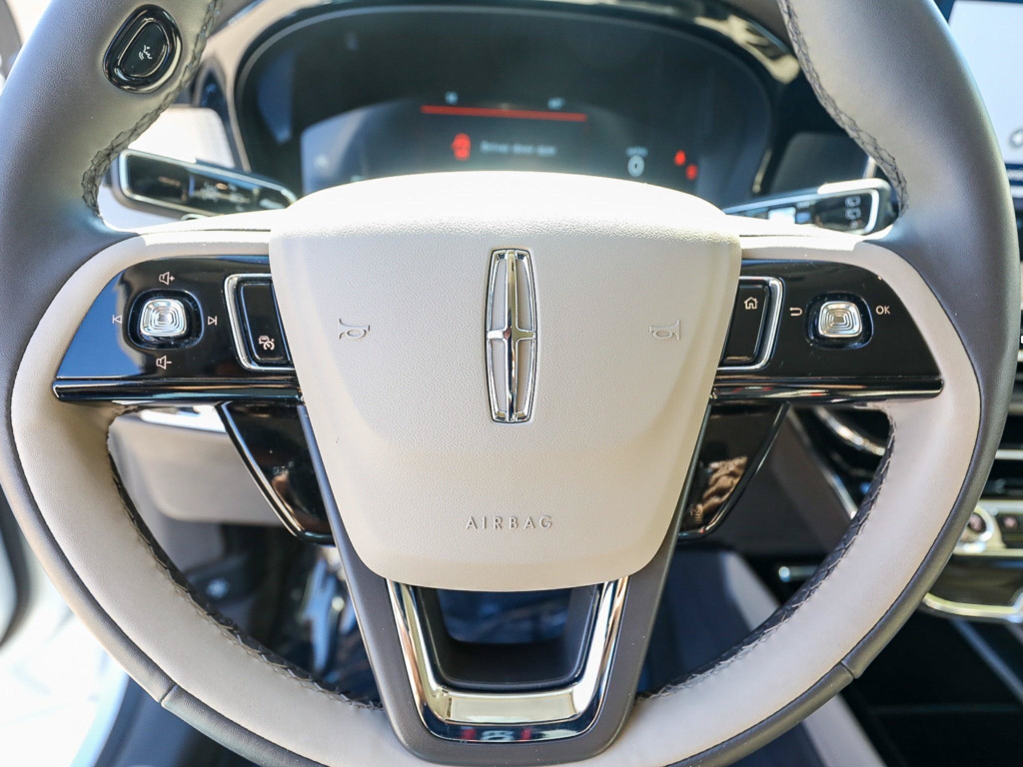 Certified 2023 Lincoln Corsair FWD image 15