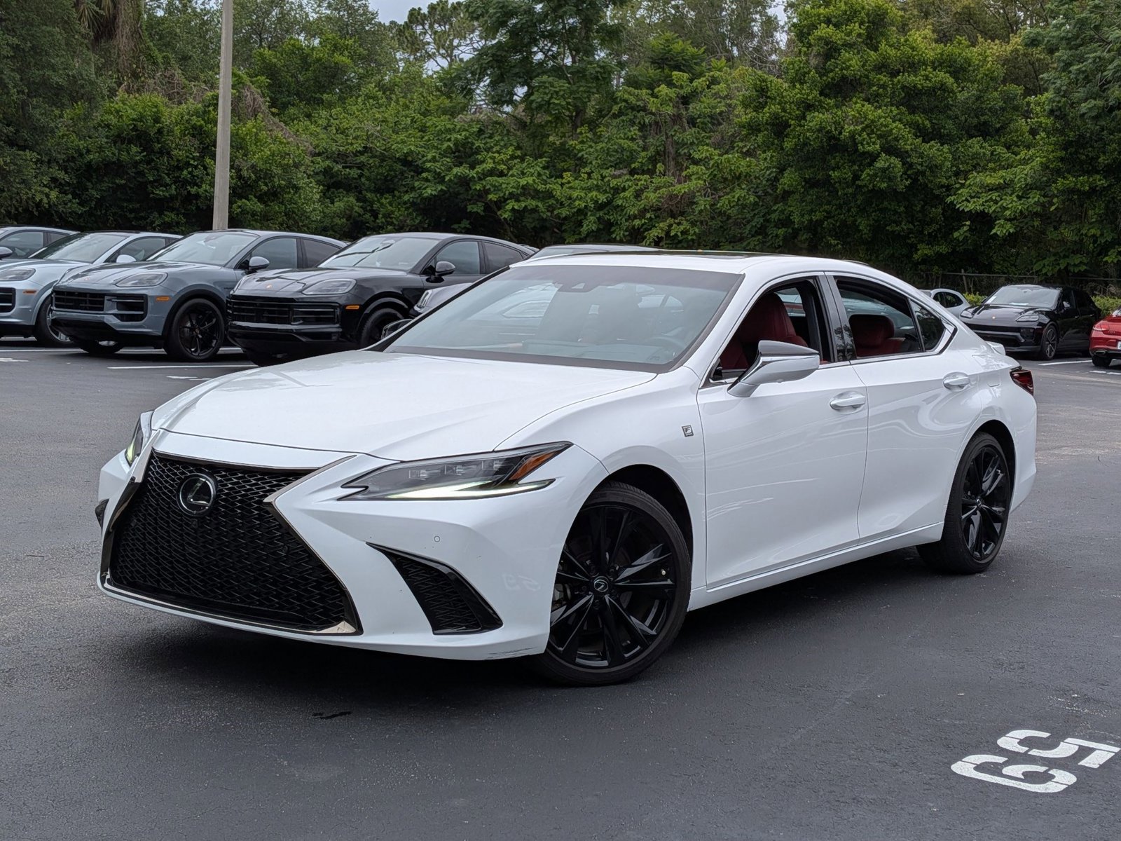 Used 2024 Lexus ES 300h F Sport w/ Accessory Package (Z2)