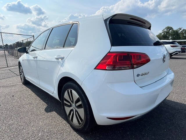 Used 2016 Volkswagen e-Golf SE FWD image 6