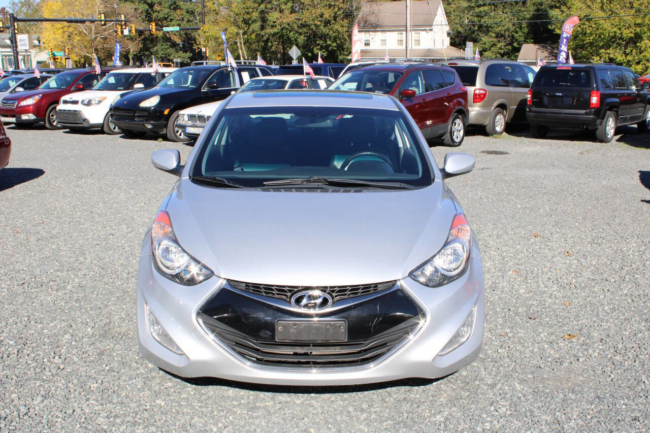 Used 2013 Hyundai Elantra SE w/ Technology Pkg image 3