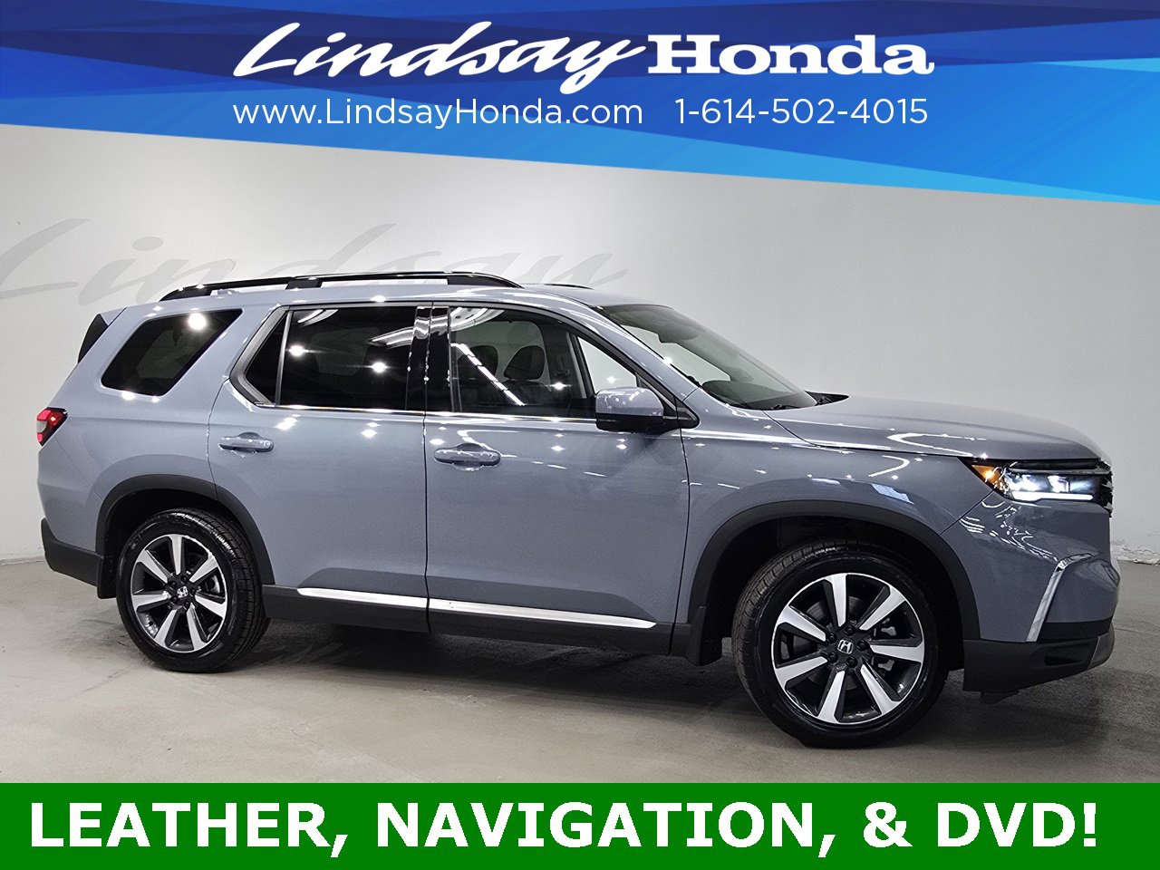 Used 2024 Honda Pilot Touring image 3