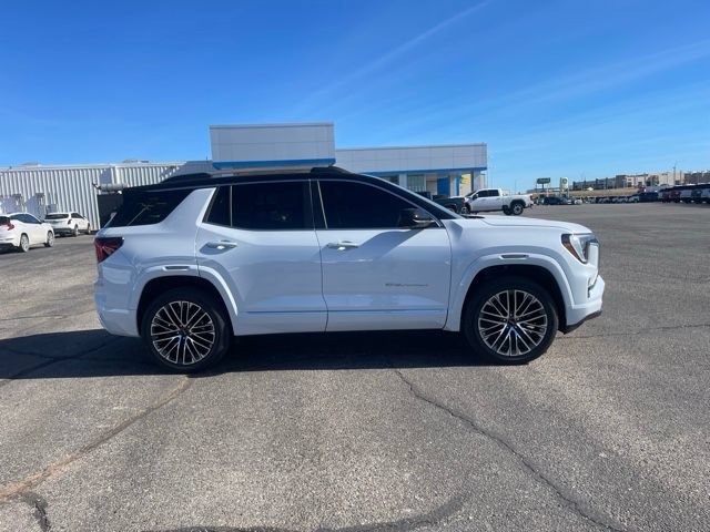 Used 2026 GMC Terrain Denali AWD/4WD image 4