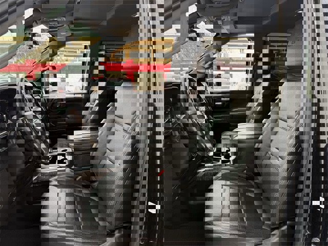 Used 2023 GMC Sierra 2500 Denali w/ Denali Black Diamond Edition image 29