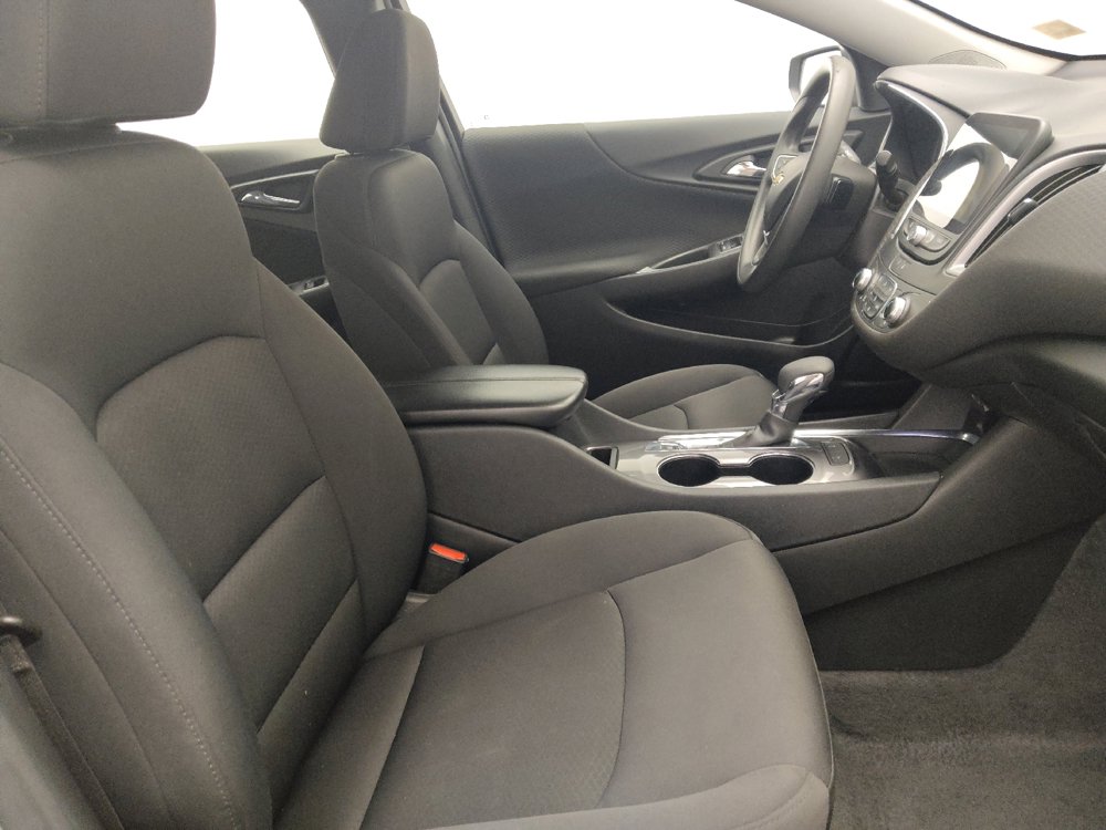 Used 2025 Chevrolet Malibu LT FWD image 21
