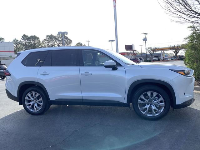 Used 2026 Toyota Grand Highlander Limited image 9