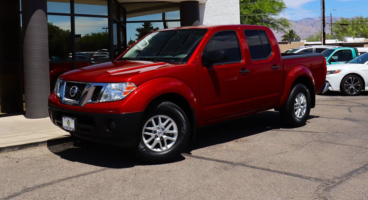 Used 2021 Nissan Frontier SV RWD image 2