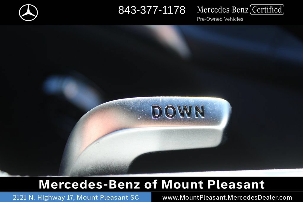 Used 2025 Mercedes-Benz GLC 43 AMG 4MATIC image 30