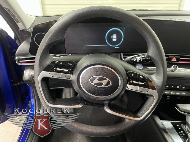 Used 2024 Hyundai Elantra SEL image 14