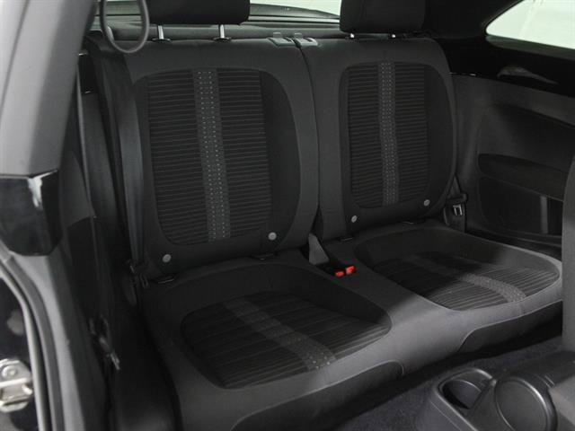 Used 2013 Volkswagen Beetle 2.0T image 14
