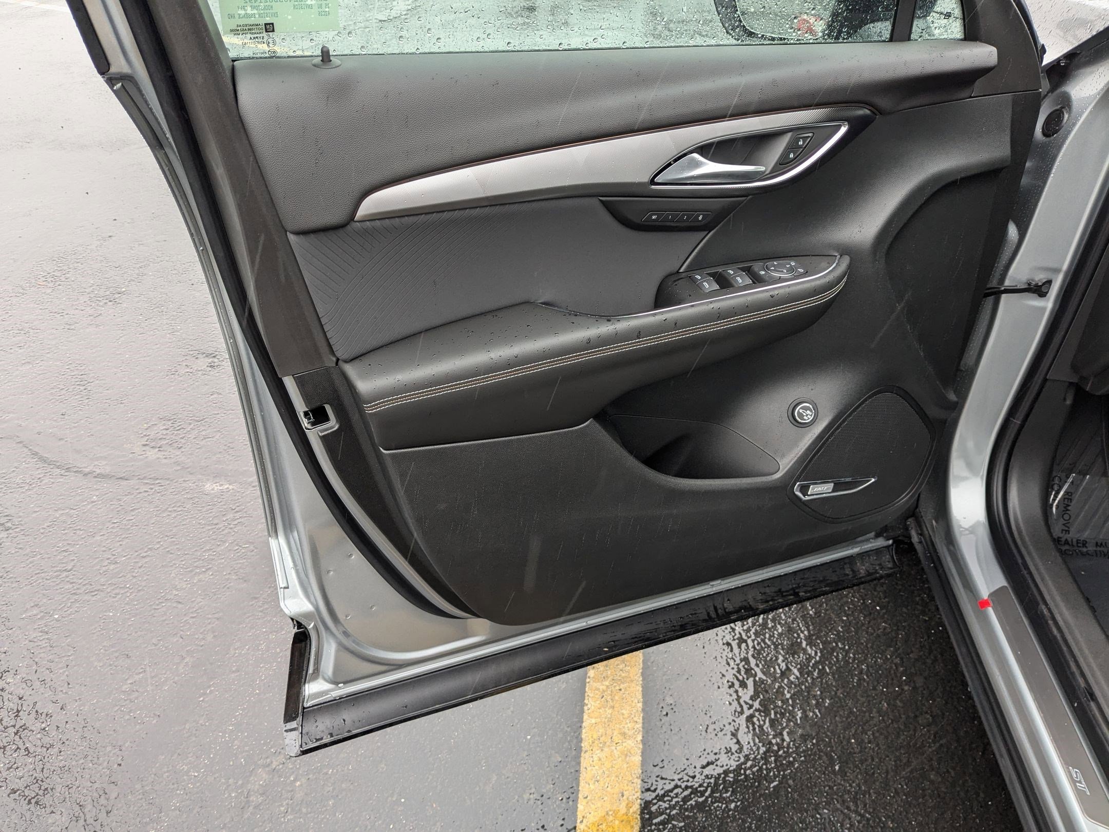 New 2025 Buick Envision Sport Touring image 11