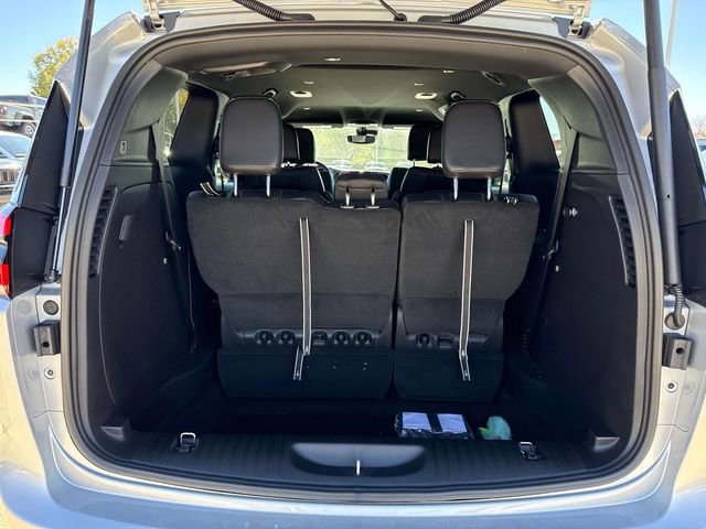 New 2026 Chrysler Pacifica Select image 8