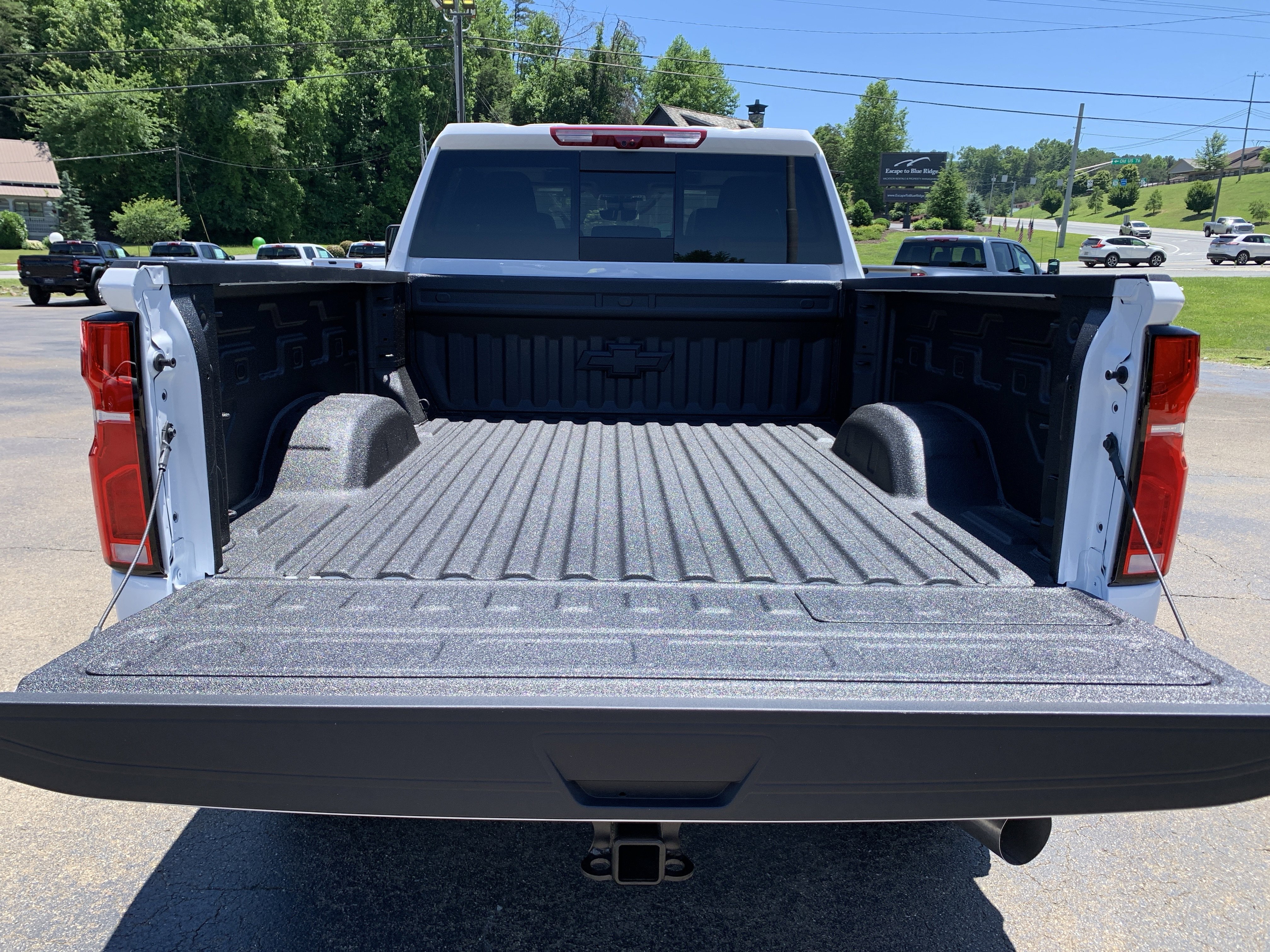 New 2026 Chevrolet Silverado 2500 LTZ w/ LTZ Plus Package AWD/4WD image 23