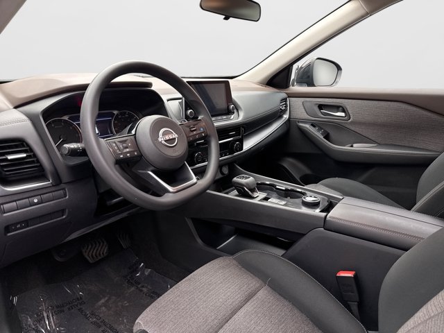 Used 2022 Nissan Rogue SV AWD/4WD image 10