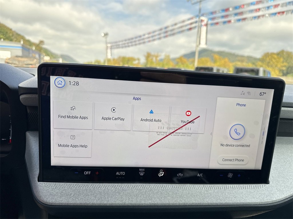 New 2025 Ford Maverick XLT image 21