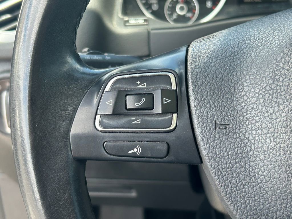 Used 2017 Volkswagen Tiguan Sport FWD image 20