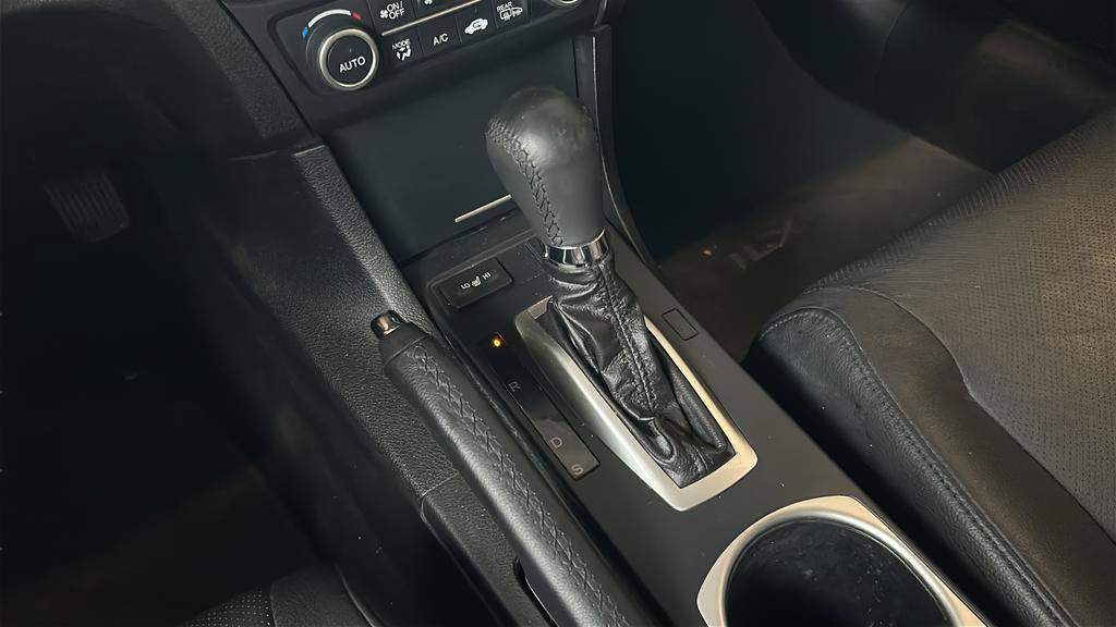 Used 2017 Acura ILX FWD image 22