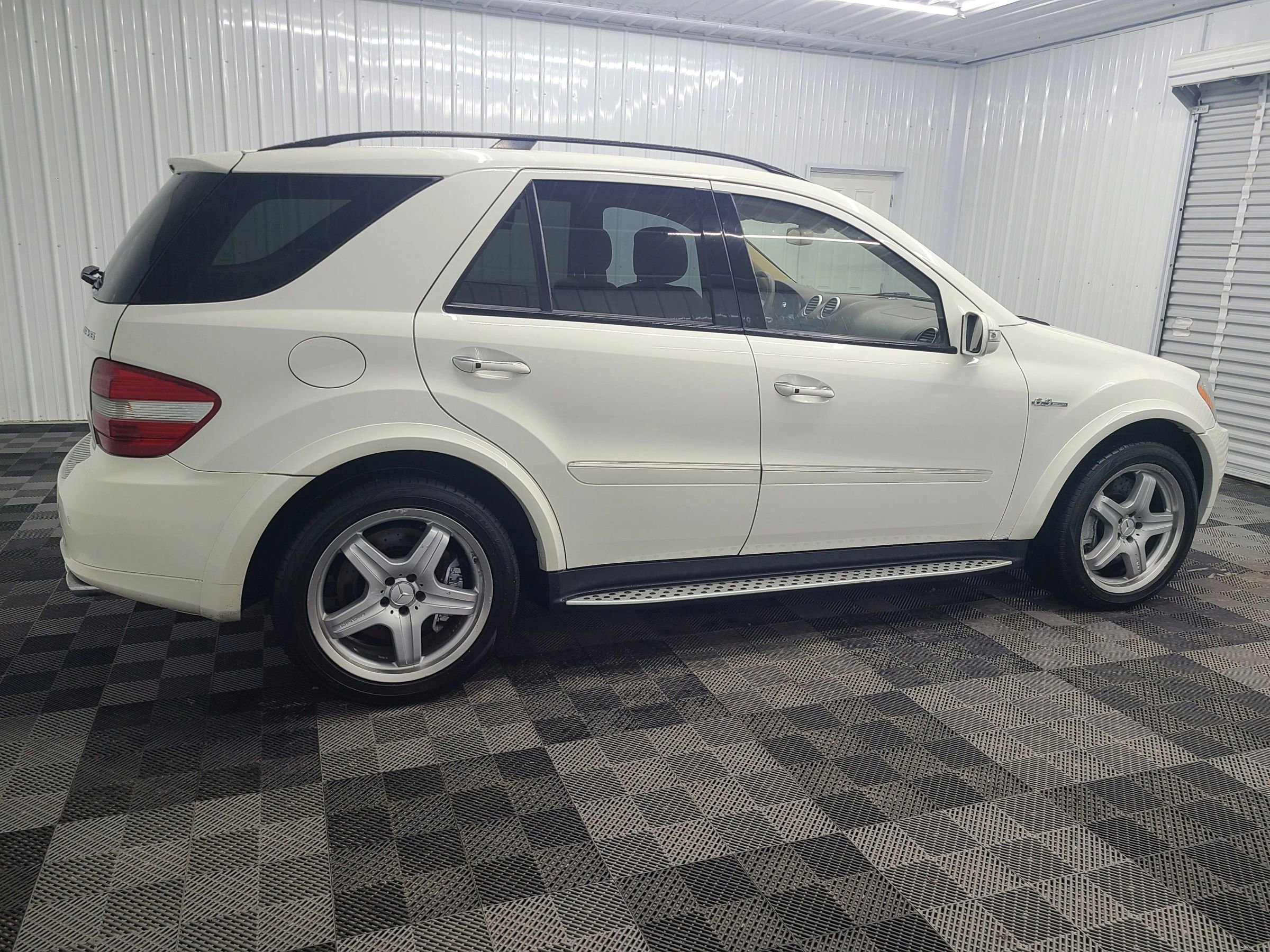Used 2007 Mercedes-Benz ML 63 AMG 4MATIC image 12