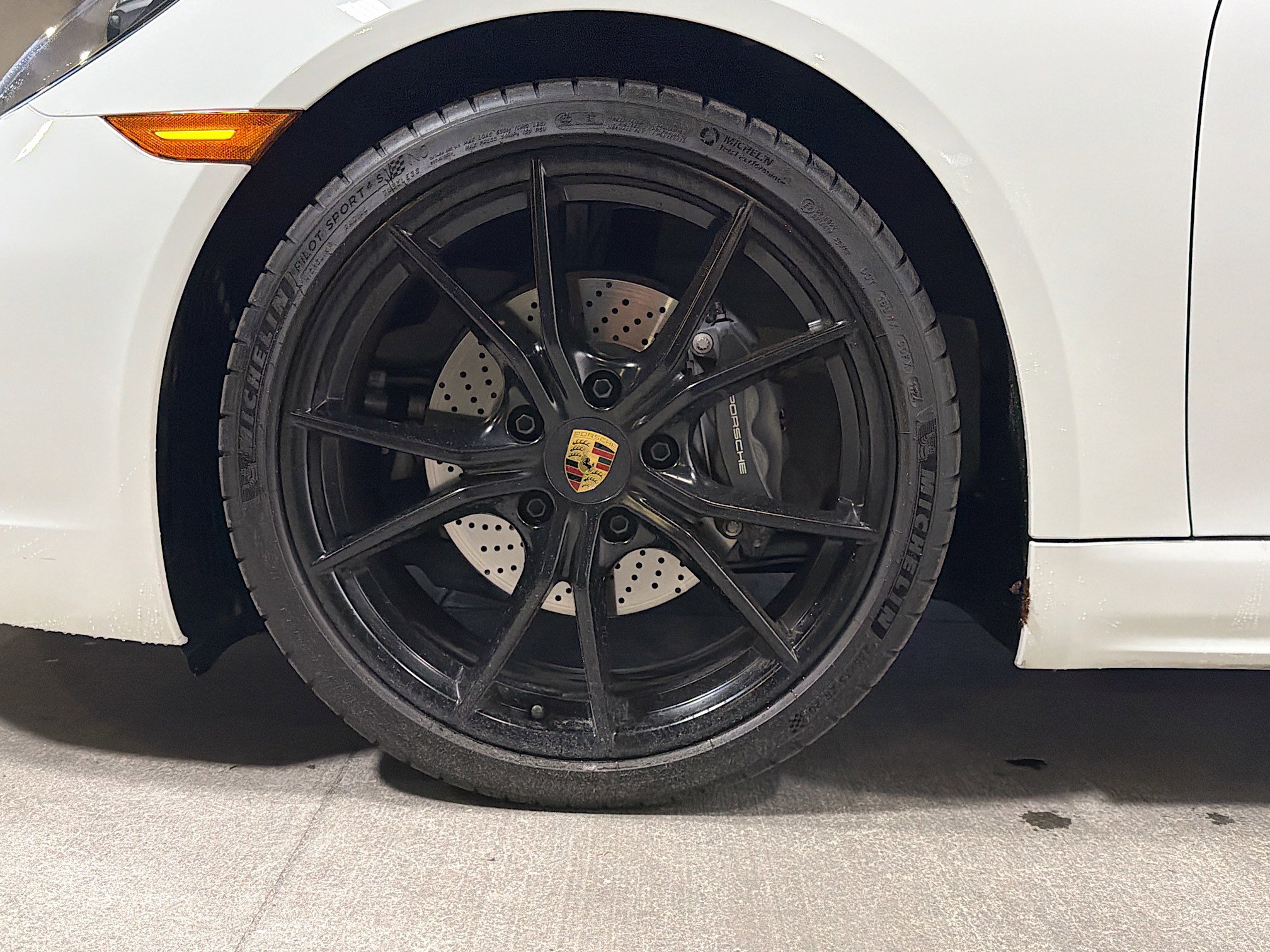 Used 2024 Porsche 718 Cayman image 37