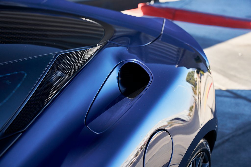 Used 2022 McLaren GT image 9