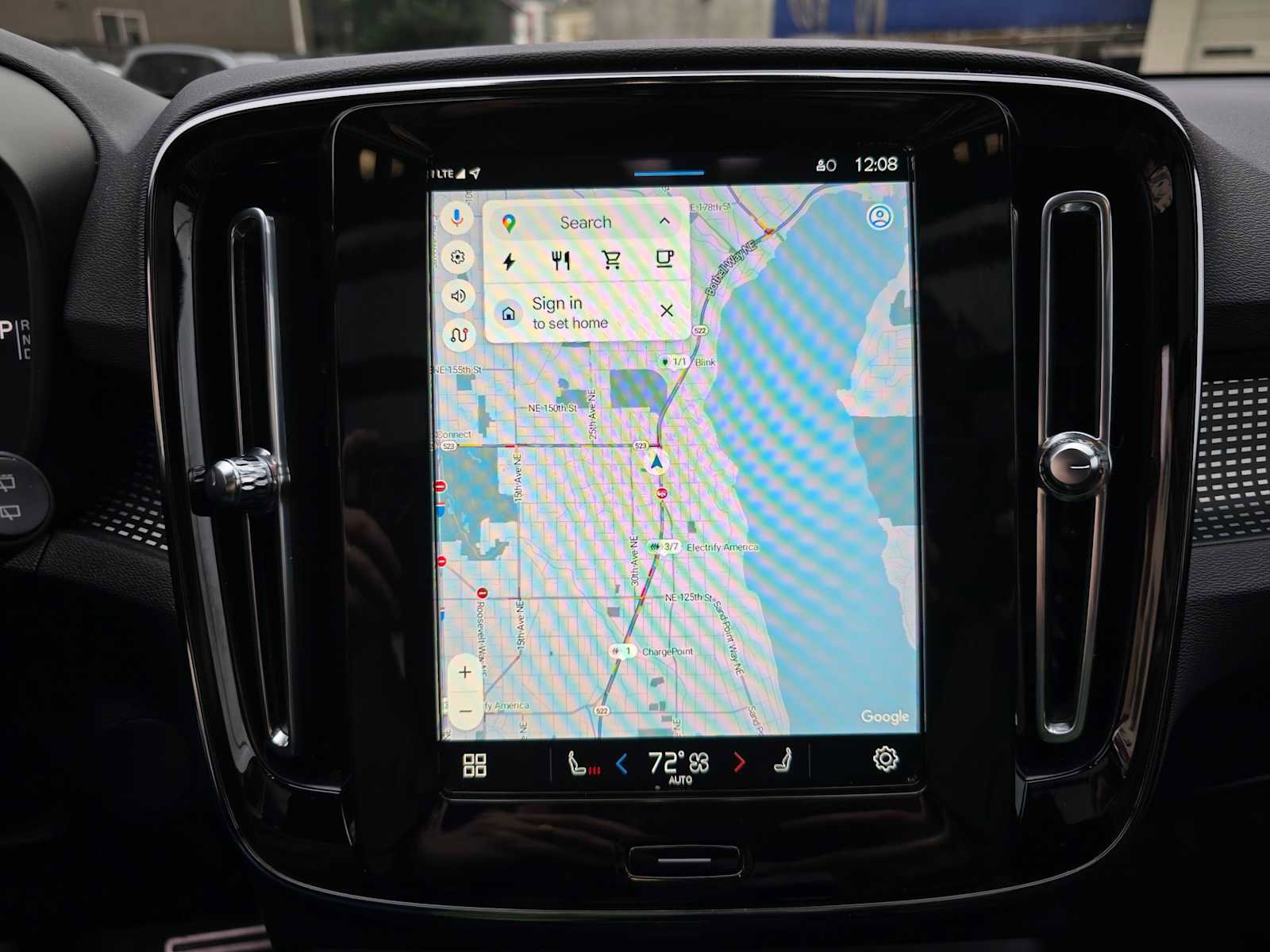 Certified 2022 Volvo XC40 P8 Recharge Ultimate image 38