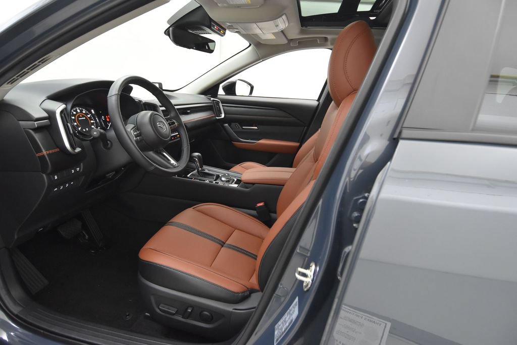 Used 2025 MAZDA CX-50 Meridian Edition w/ Apex Package AWD/4WD image 23