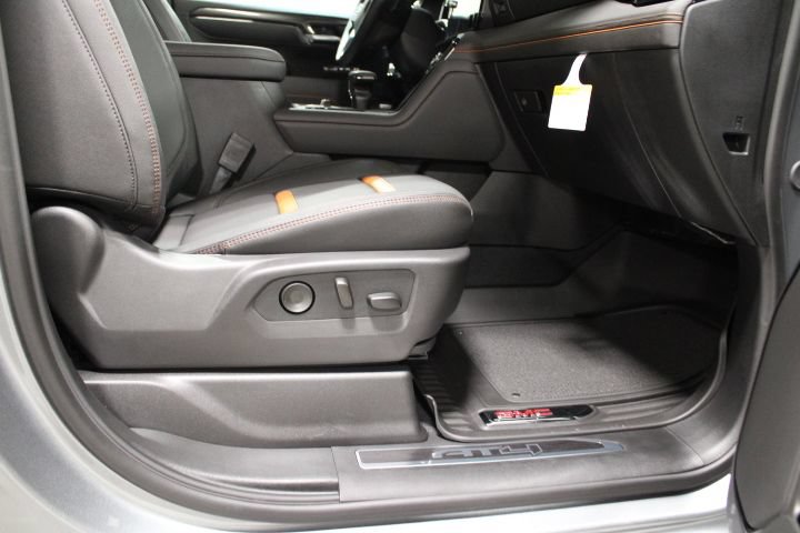New 2026 GMC Sierra 1500 AT4 w/ Technology Package AWD/4WD image 28