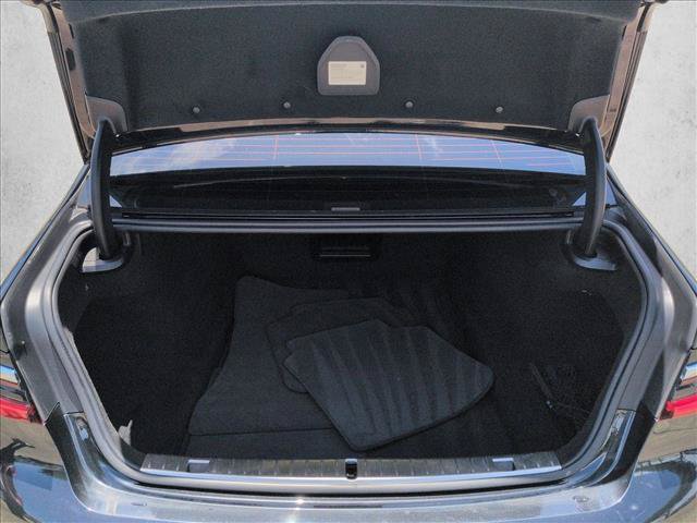 Used 2022 BMW 740i w/ Premium Package RWD image 19