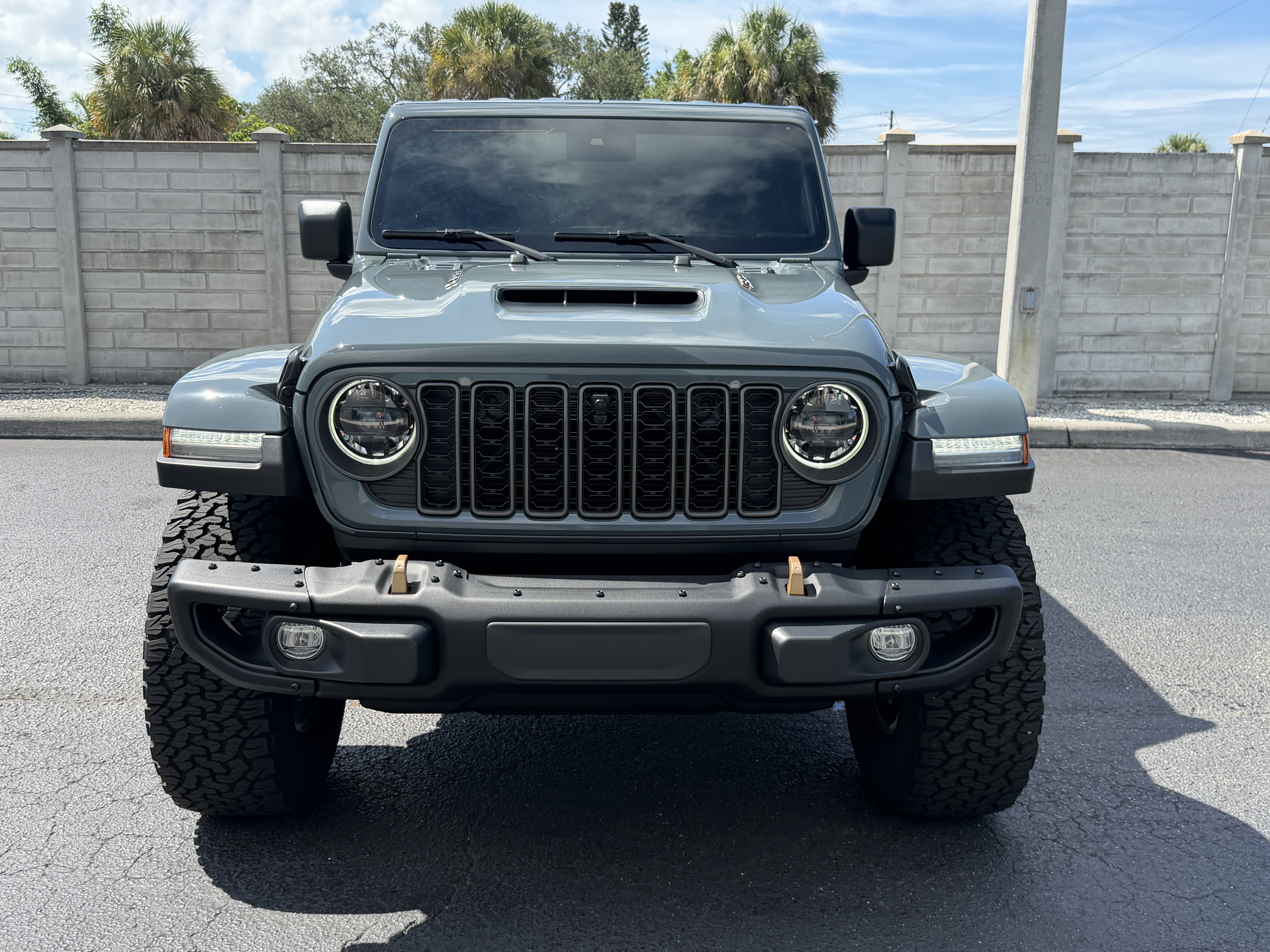 Used 2024 Jeep Wrangler Unlimited Rubicon 392 AWD/4WD image 11