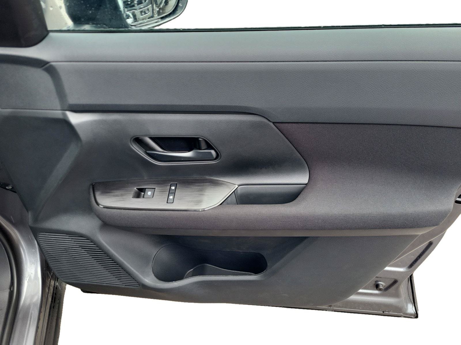 New 2026 Nissan Kicks S AWD/4WD image 23