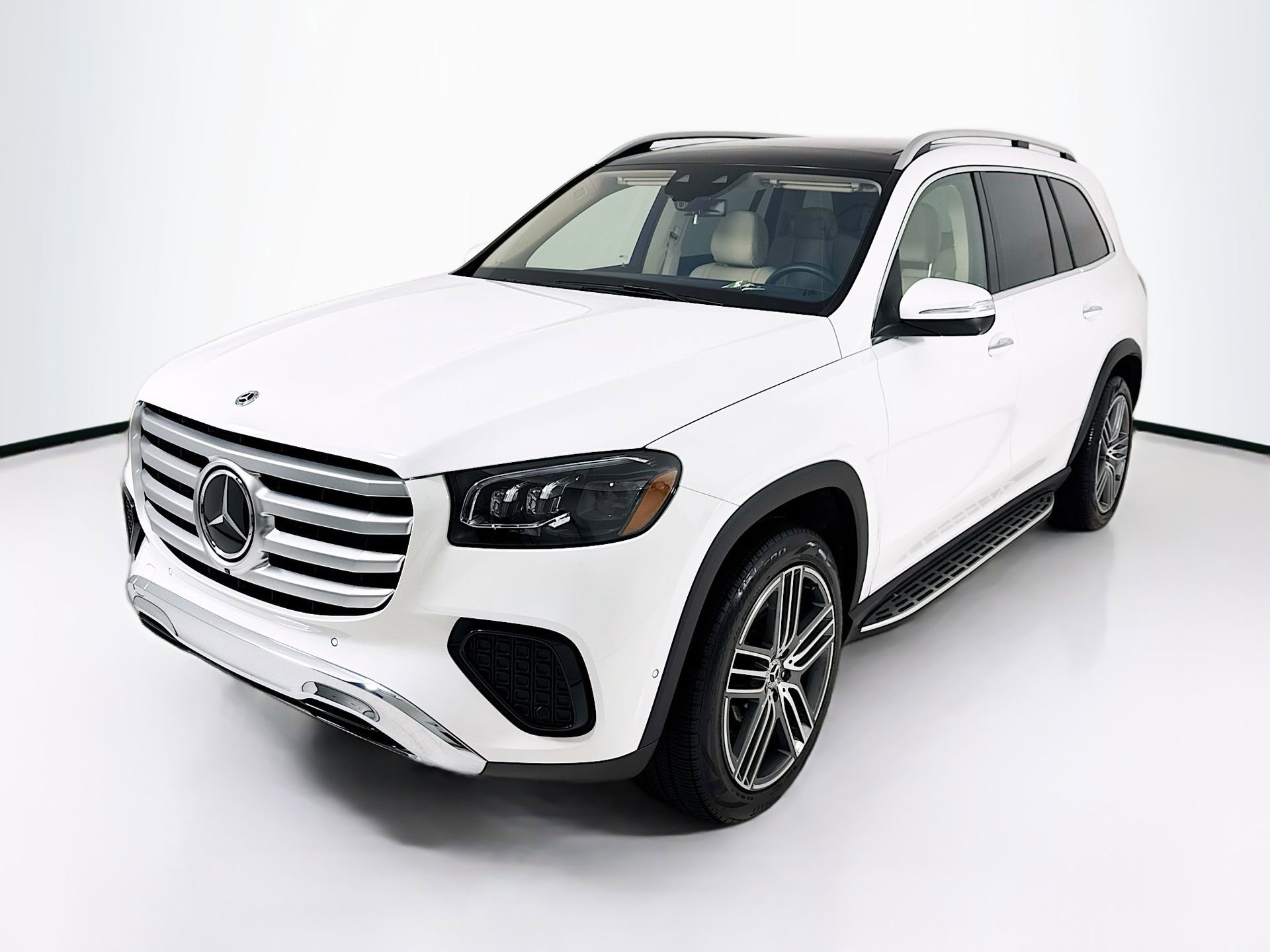 Certified 2026 Mercedes-Benz GLS 450 4MATIC image 3