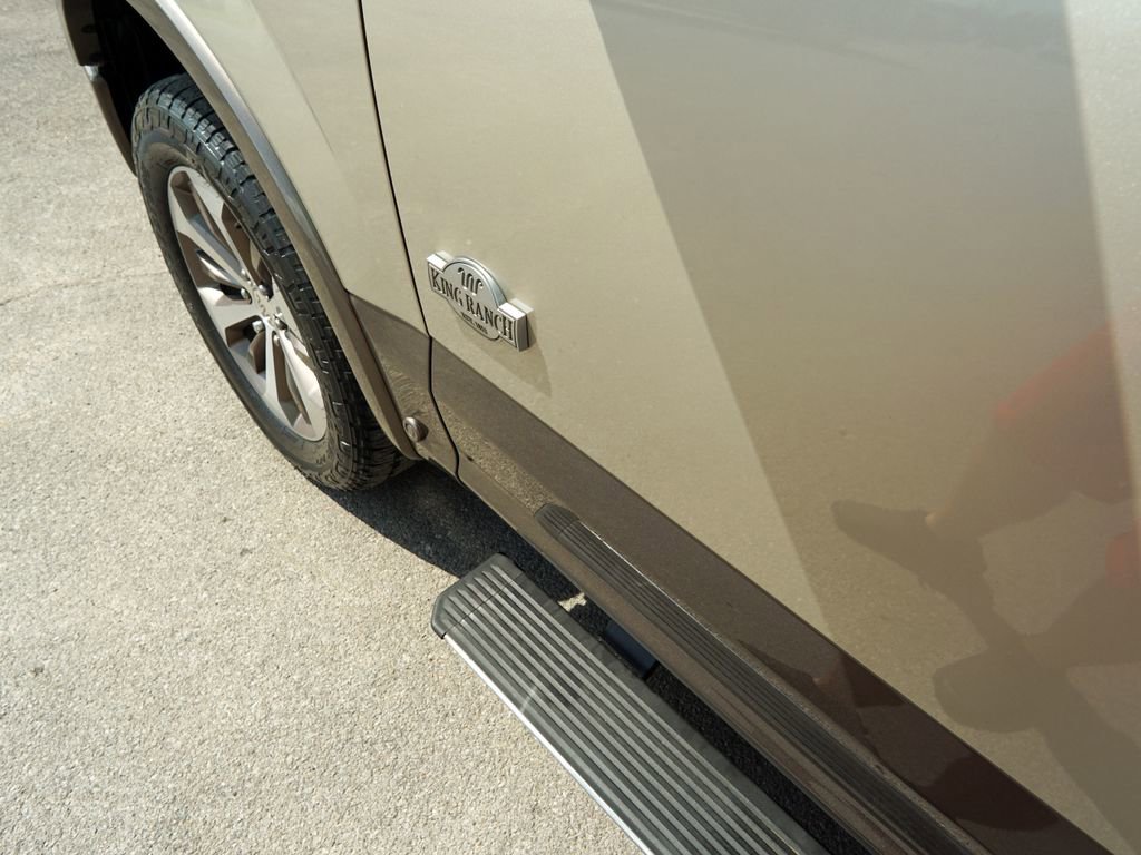 Used 2018 Ford F150 King Ranch w/ Equipment Group 601A Luxury image 9