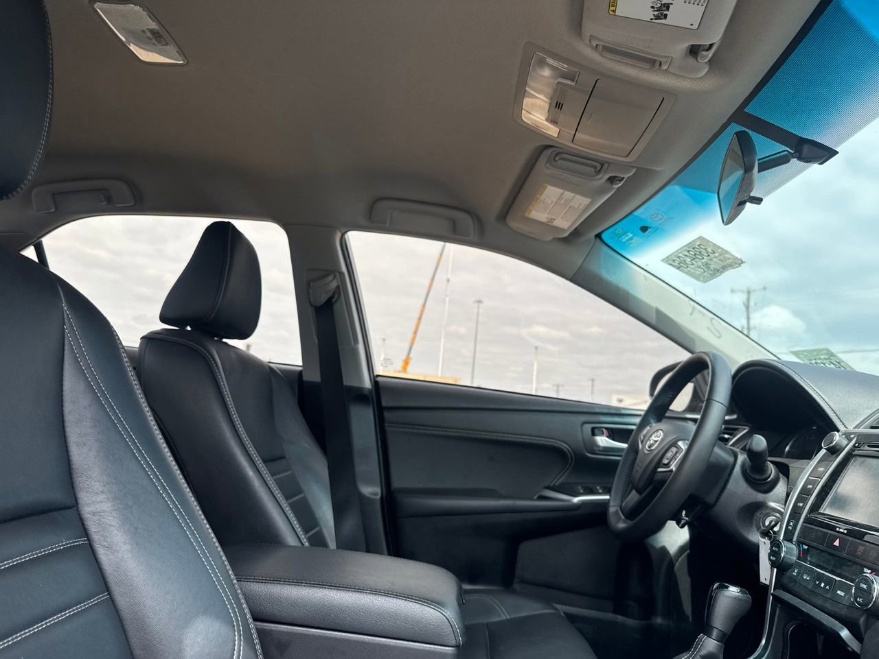 Used 2017 Toyota Camry XLE FWD image 26