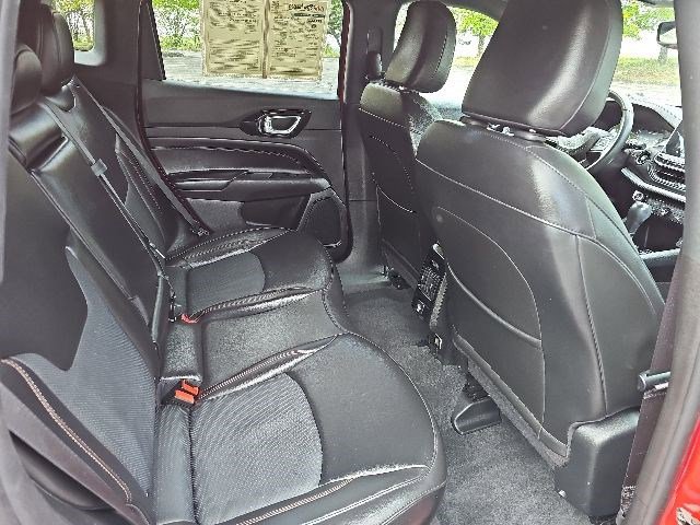 Used 2022 Jeep Compass Limited AWD/4WD image 16