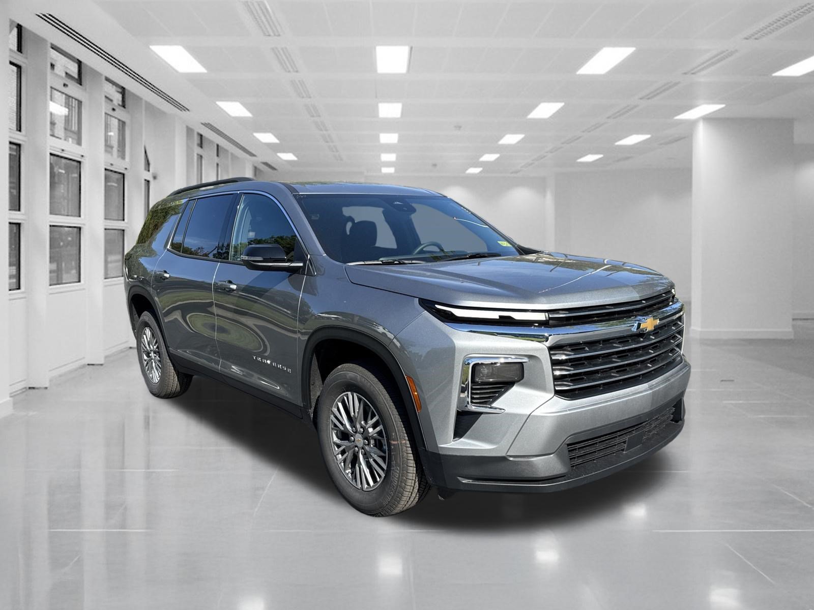 New 2027 Chevrolet Traverse LT FWD image 3