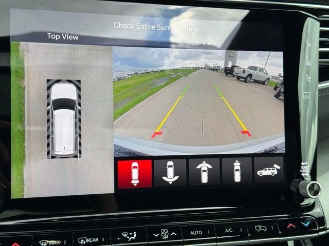 New 2026 Jeep Grand Wagoneer Limited AWD/4WD image 22