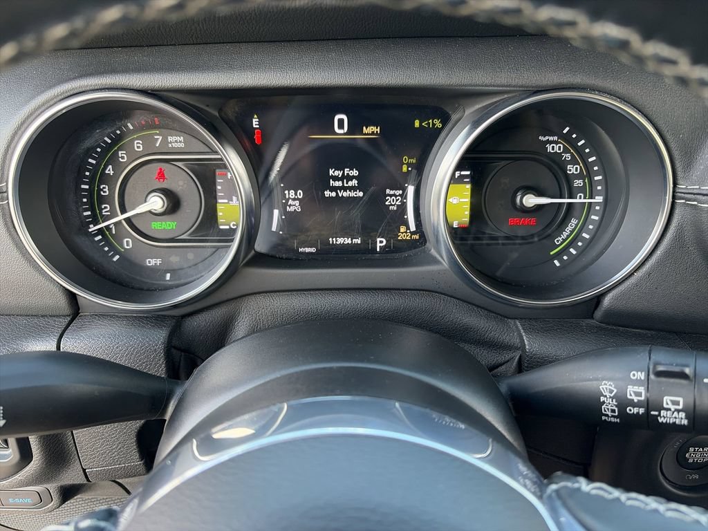 Used 2021 Jeep Wrangler Unlimited Sahara w/ Cold Weather Group AWD/4WD image 18