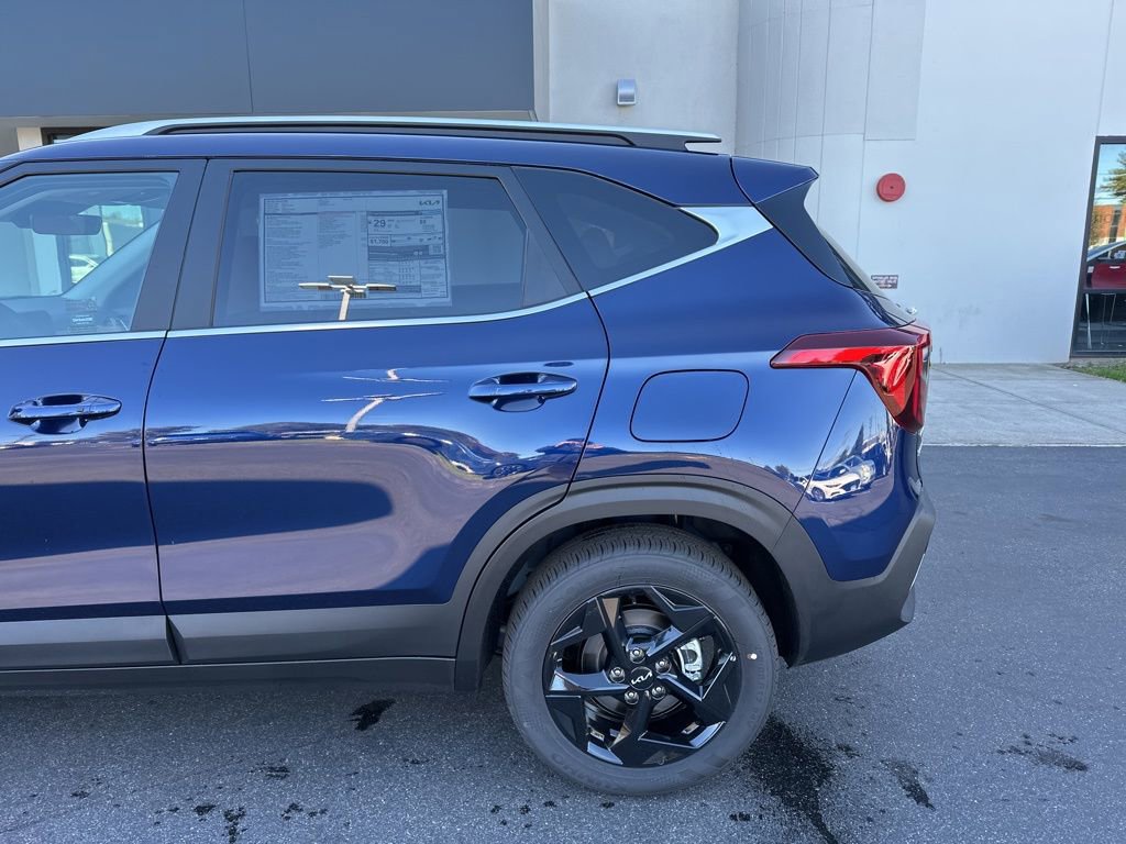 New 2026 Kia Seltos EX w/ EX Sunroof Package image 10