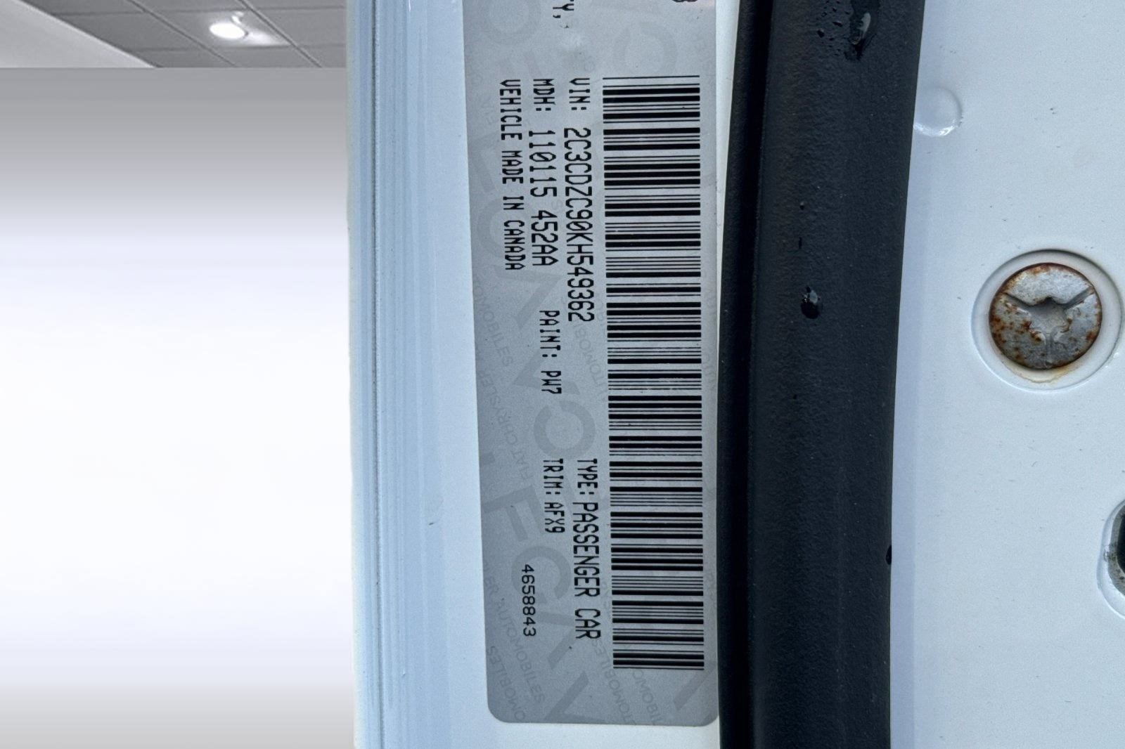 Used 2019 Dodge Challenger SRT Hellcat image 19